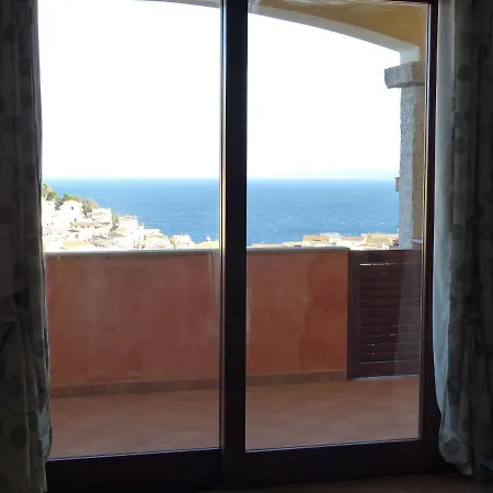 Sea And Relaxtion From A Splendid 3-room Castelsardo